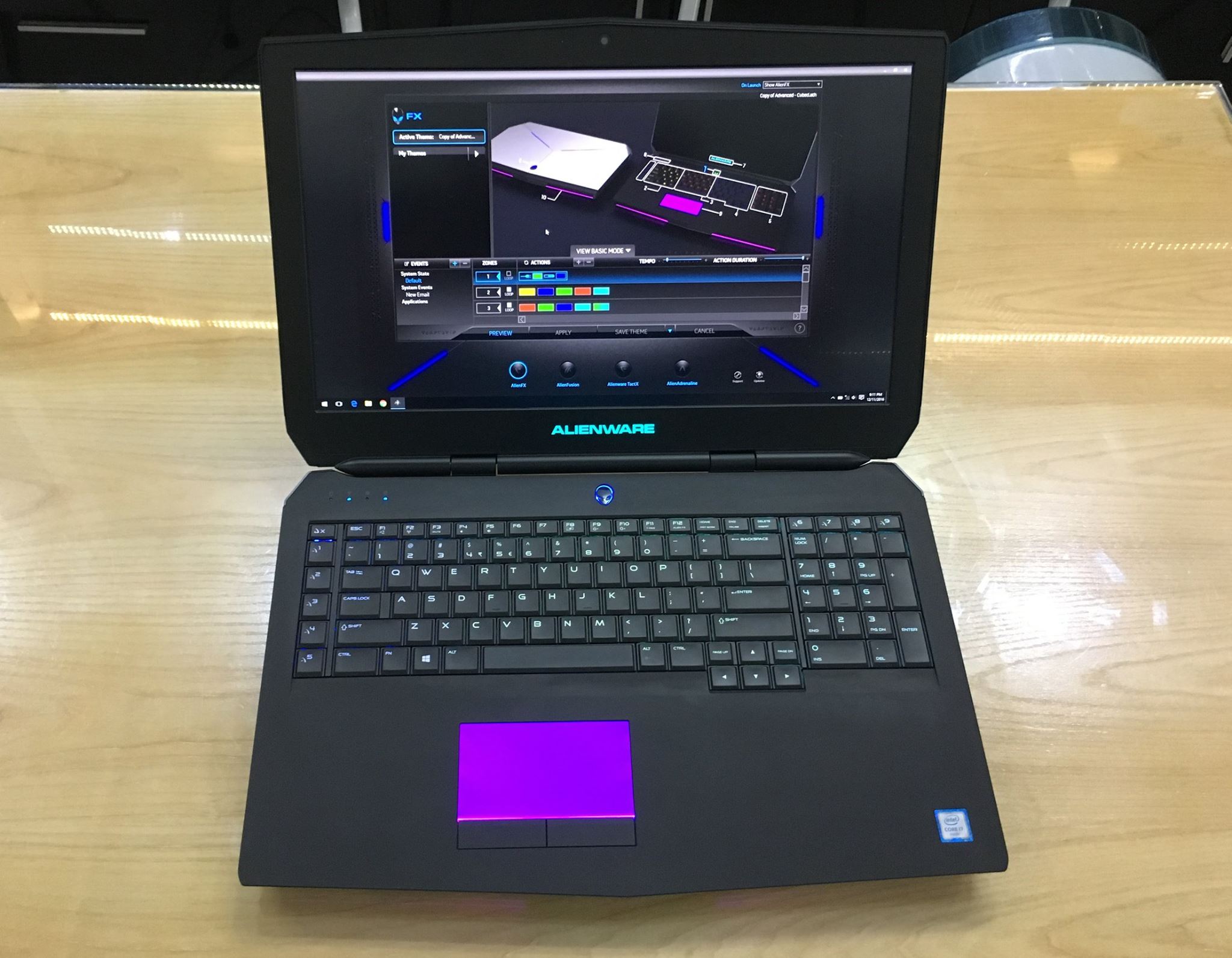 Laptop Gaming Alienware 17 R3.jpg